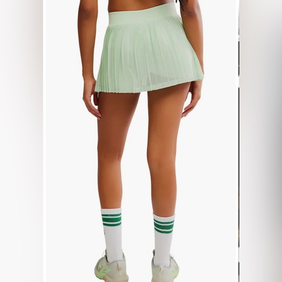 NWOT Free People Movement Rally Ruffle Mini Skirt sz M/L - Picture 8 of 8